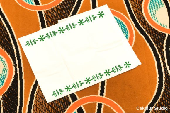 Cross Twigs Border: A Designer's Review for Craft Fair Success