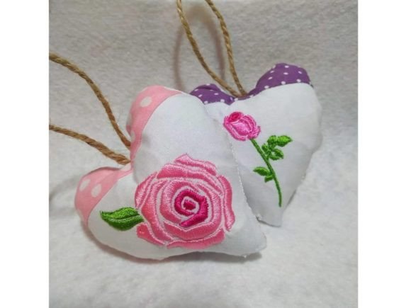 Roses Hearts ITH: A Designer's Practical Review